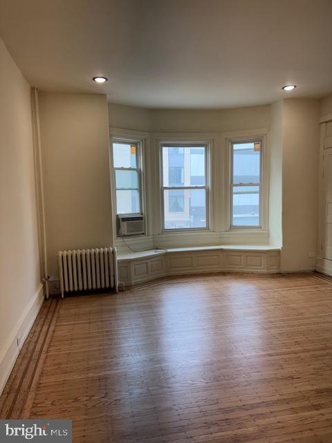 4232 Chestnut St #2 Front Property Photo 2