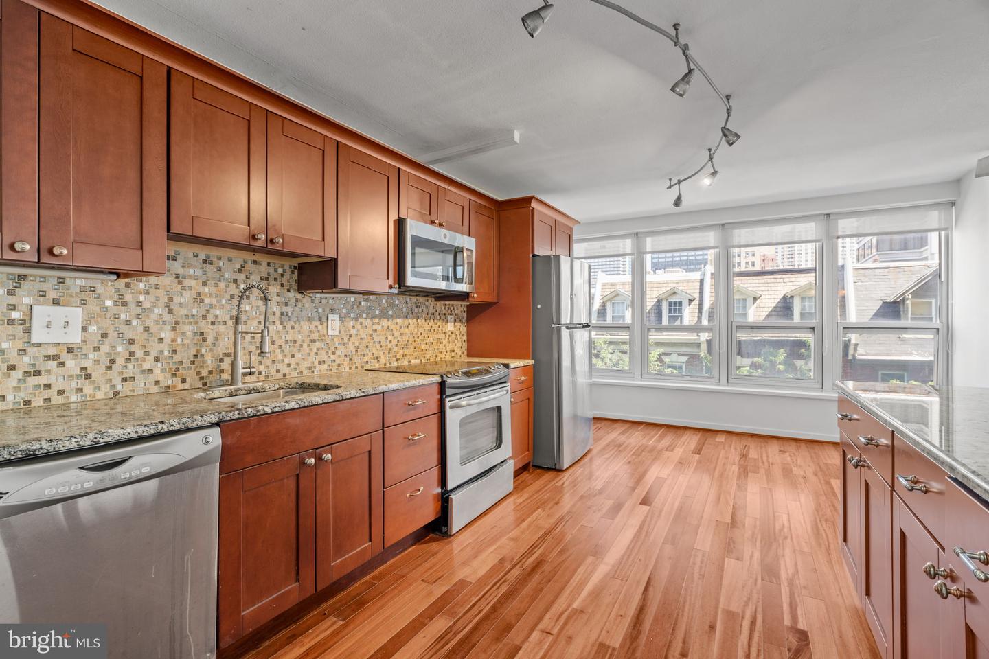 226-30 W Rittenhouse Sq #416 Property Photo 5