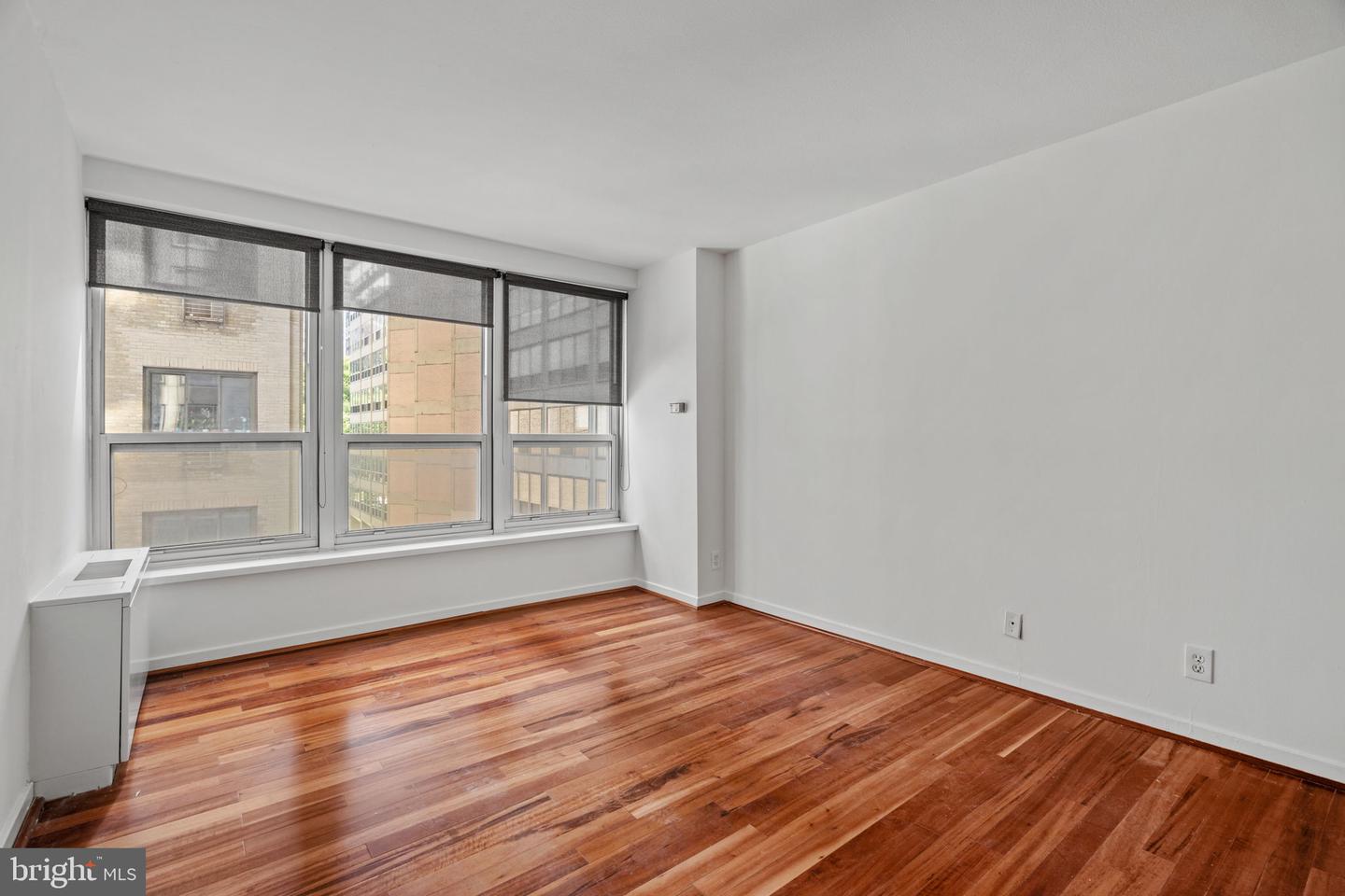 226-30 W Rittenhouse Sq #416 Property Photo 19