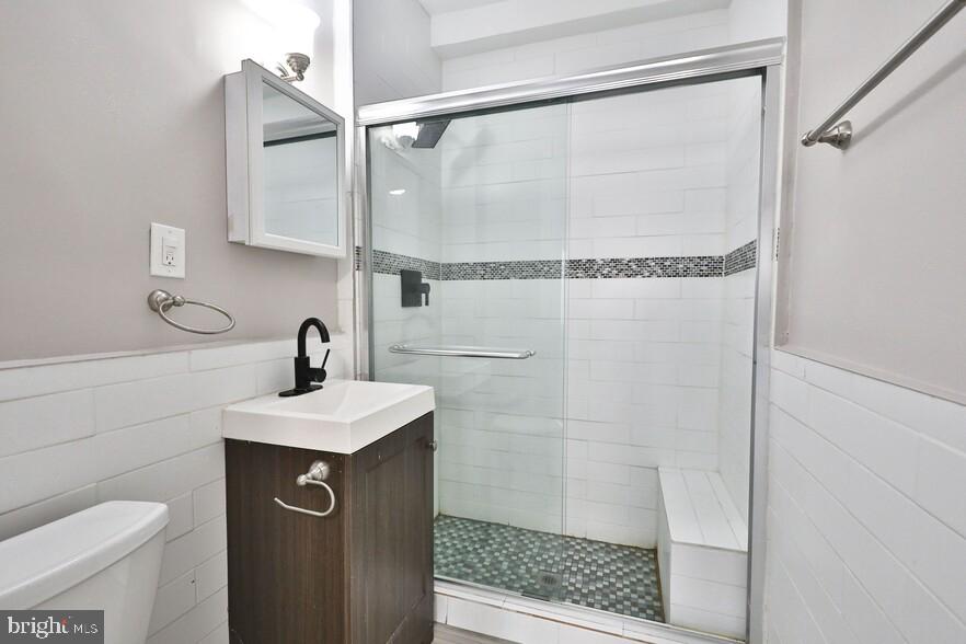 4247 Locust St #210 Property Photo 28