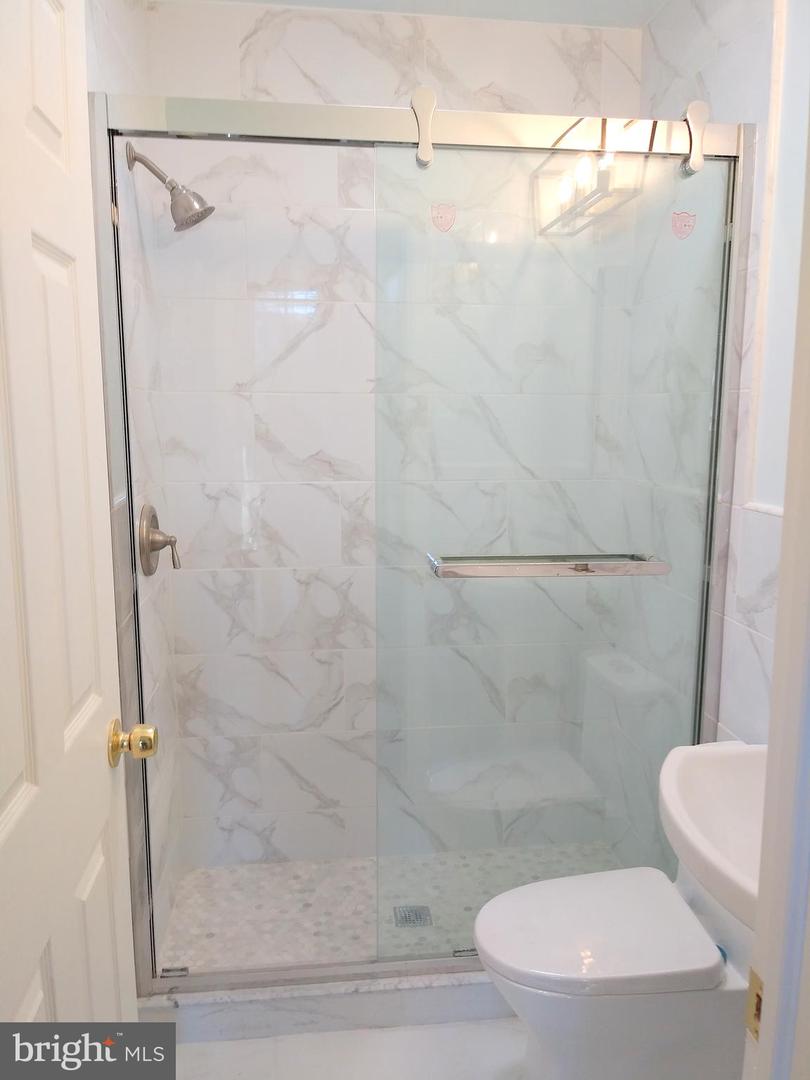 317 N 33rd St #1 Property Photo 14