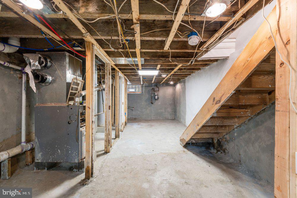 2334 N Cleveland St Property Photo 28
