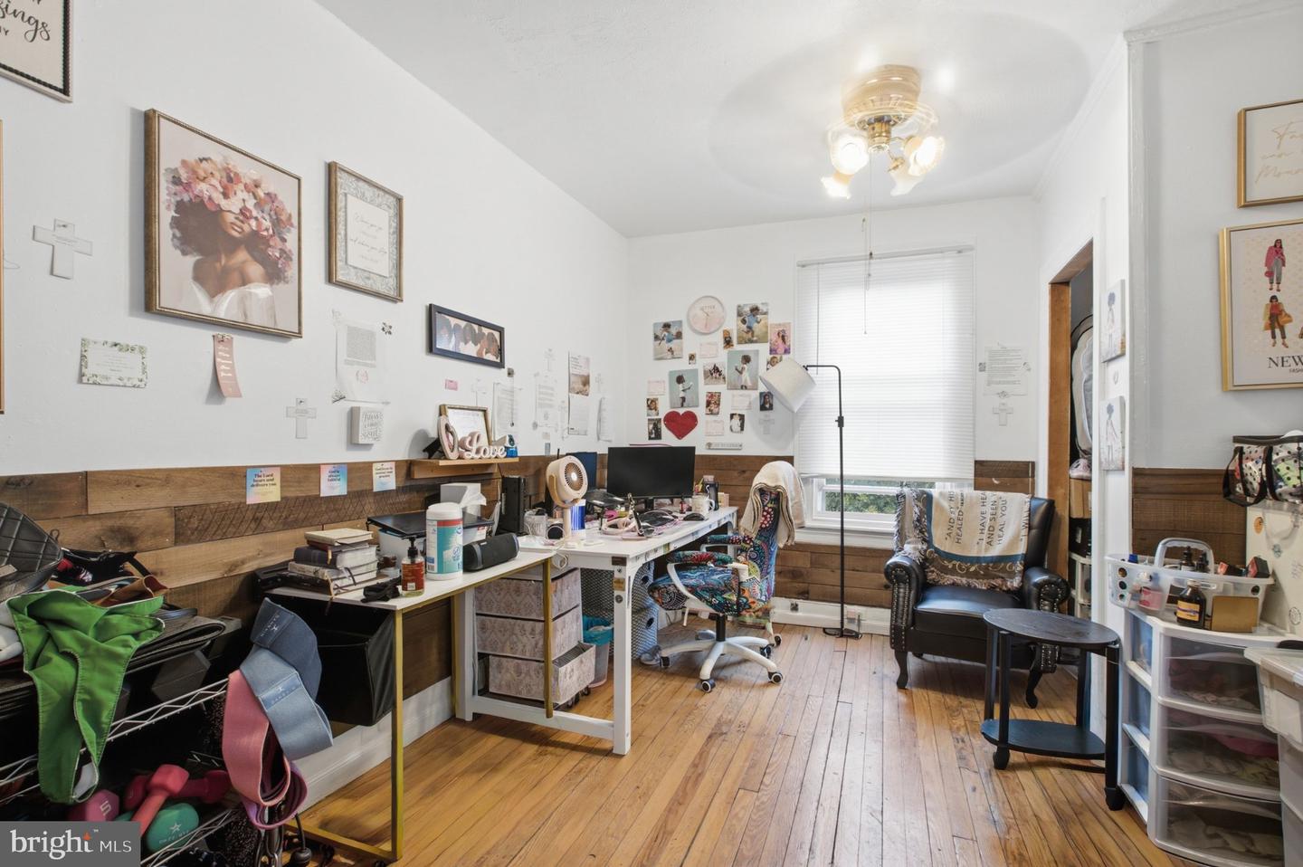 6023 Webster St Property Photo 15