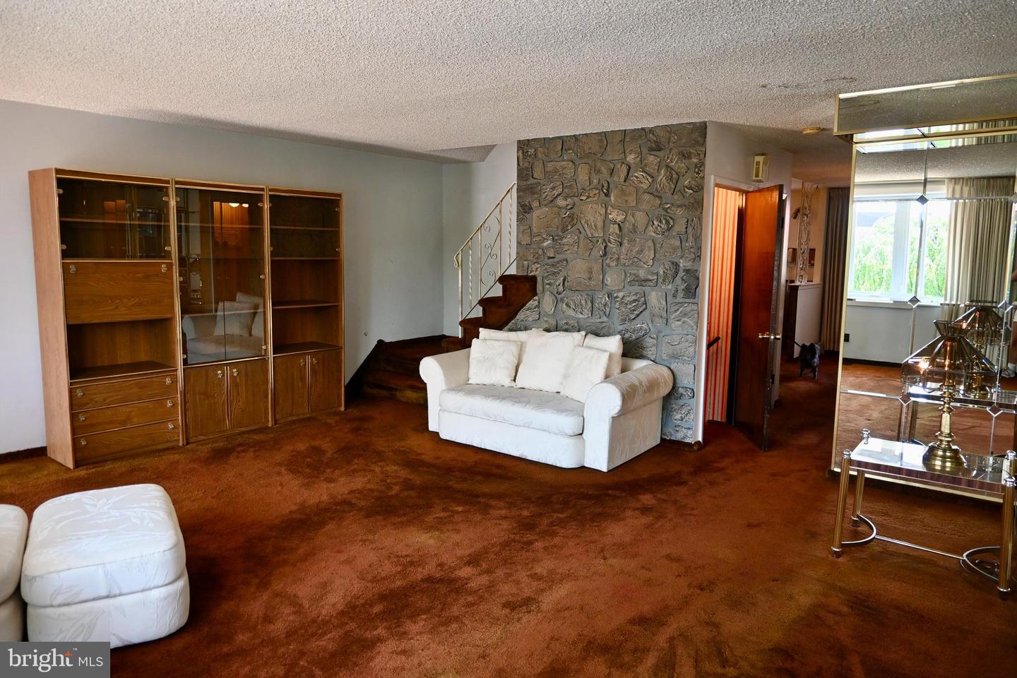 10212 Woburn Pl Property Photo 7