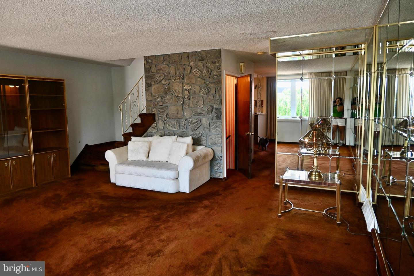 10212 Woburn Pl Property Photo 9