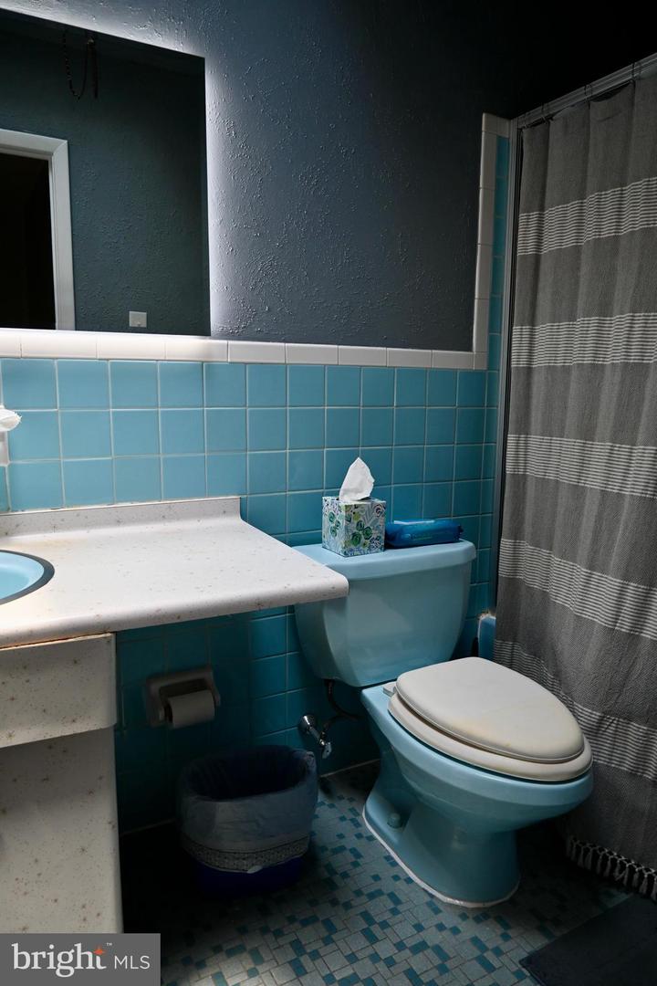 10212 Woburn Pl Property Photo 21
