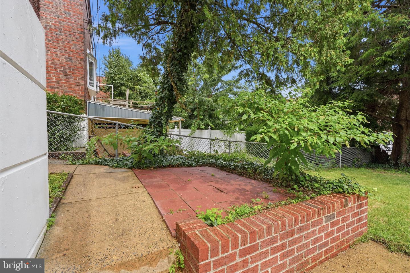 2713 Clayton St Property Photo 35