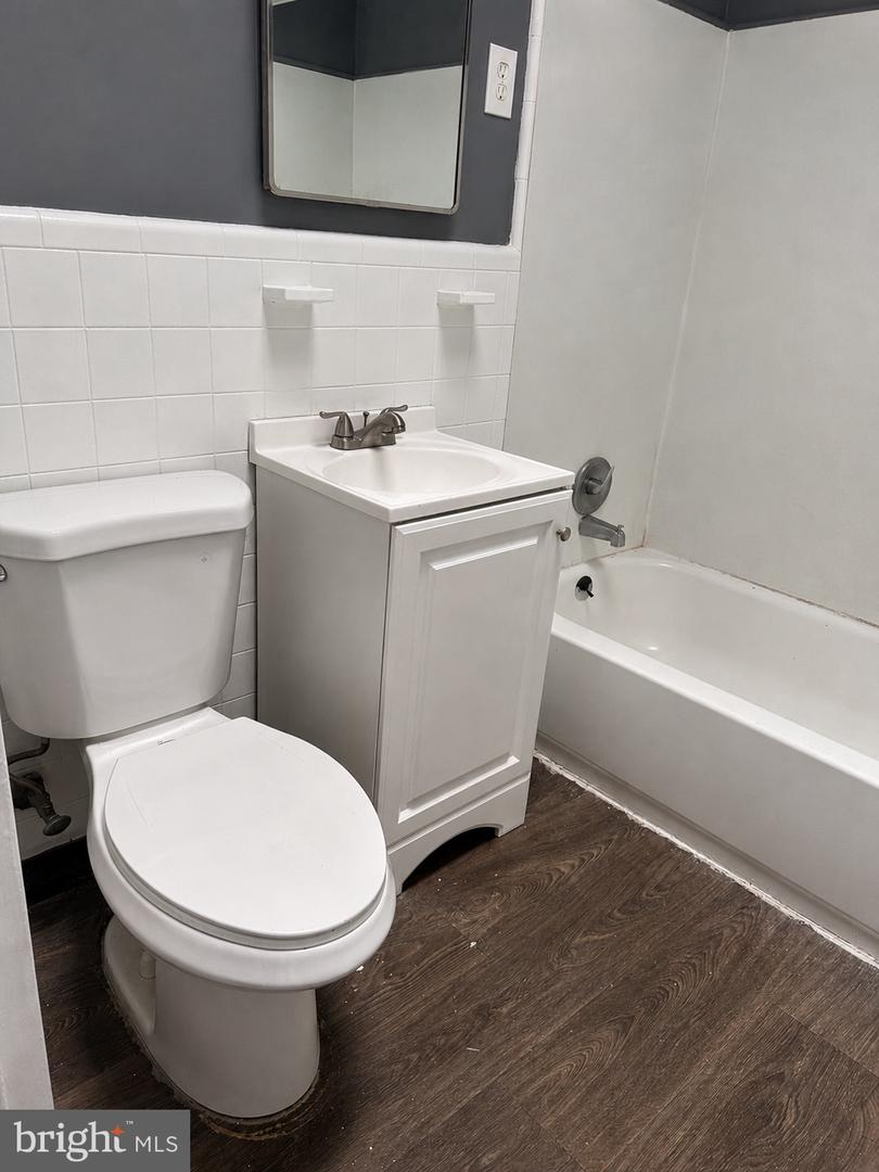 6634 Souder St Property Photo 9