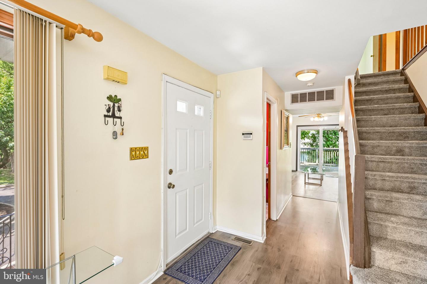 8816 Ridge Ave #17 Property Photo 4