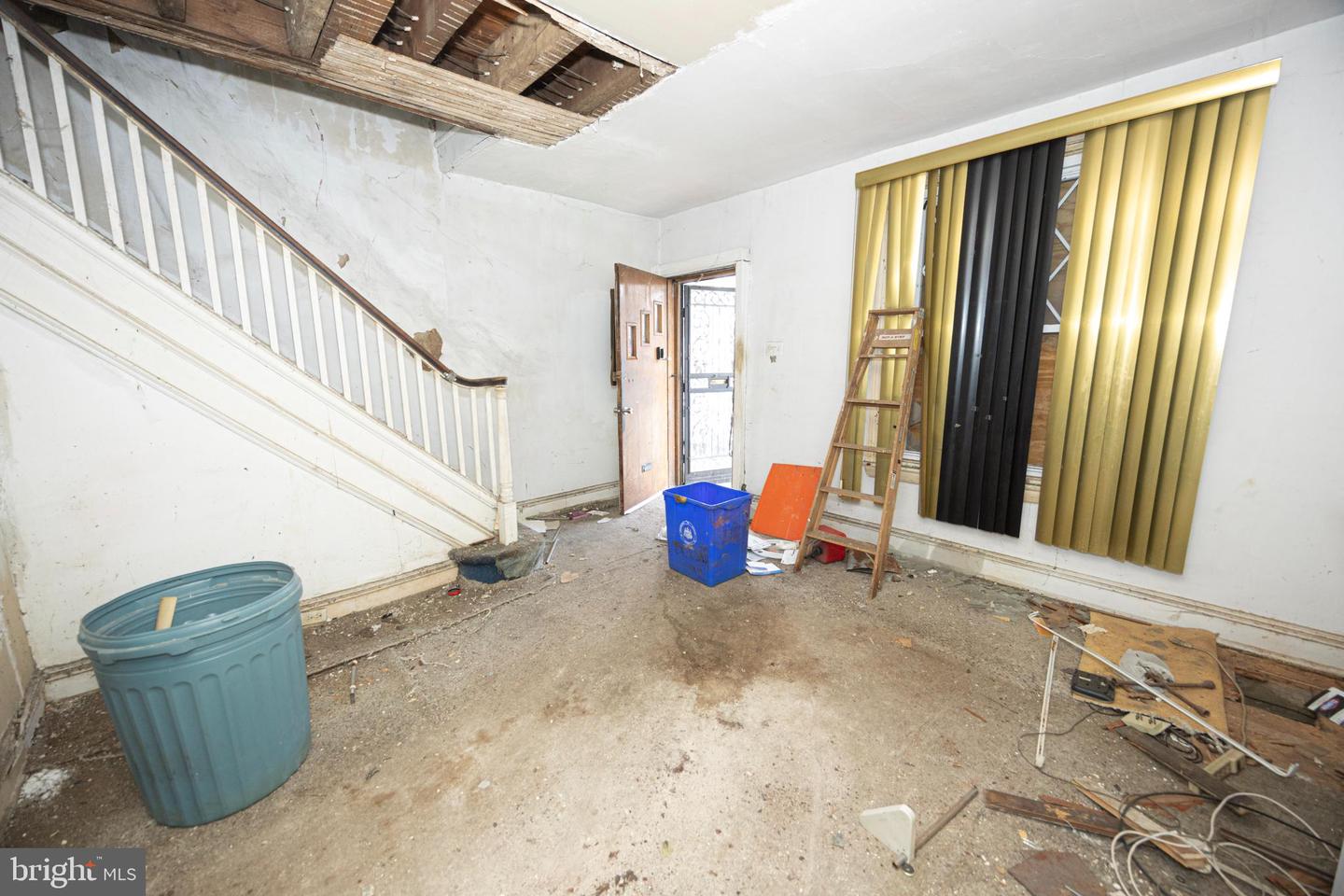 5504 Chew Ave Property Photo 4