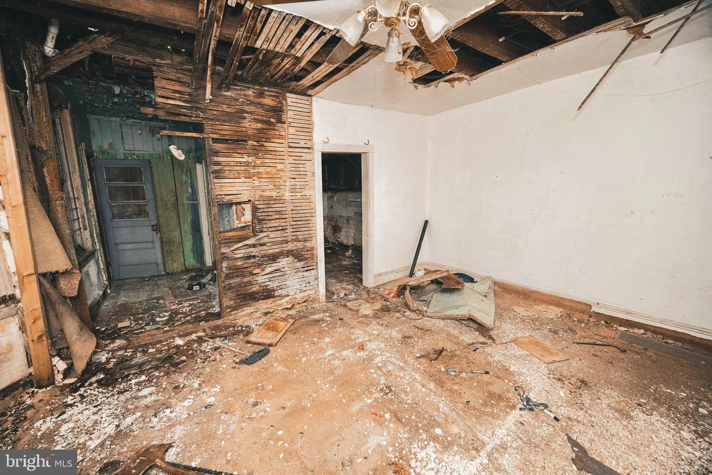 5504 Chew Ave Property Photo 8