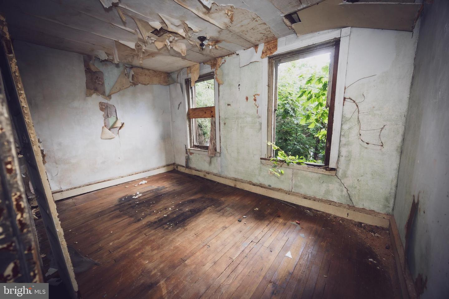 5504 Chew Ave Property Photo 13