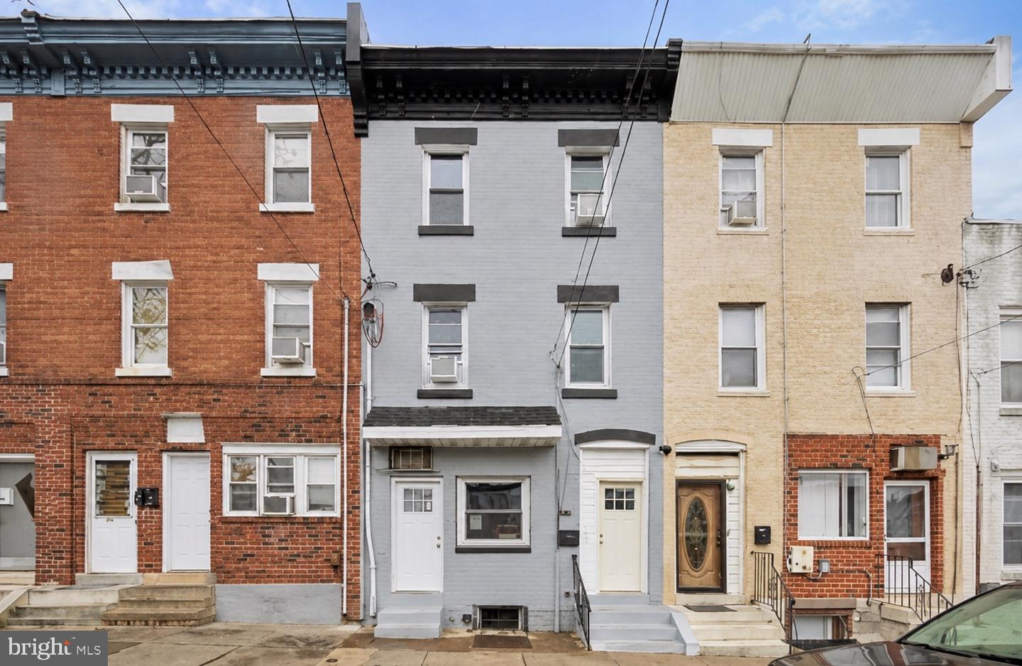 6411 VINE ST Property Photo 1