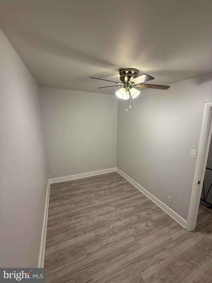 2040 N Darien St Property Photo 22