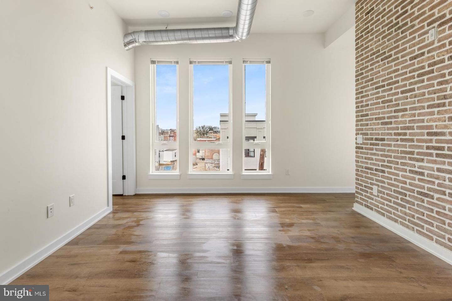 2401 Frankford Ave #4b Property Photo 10