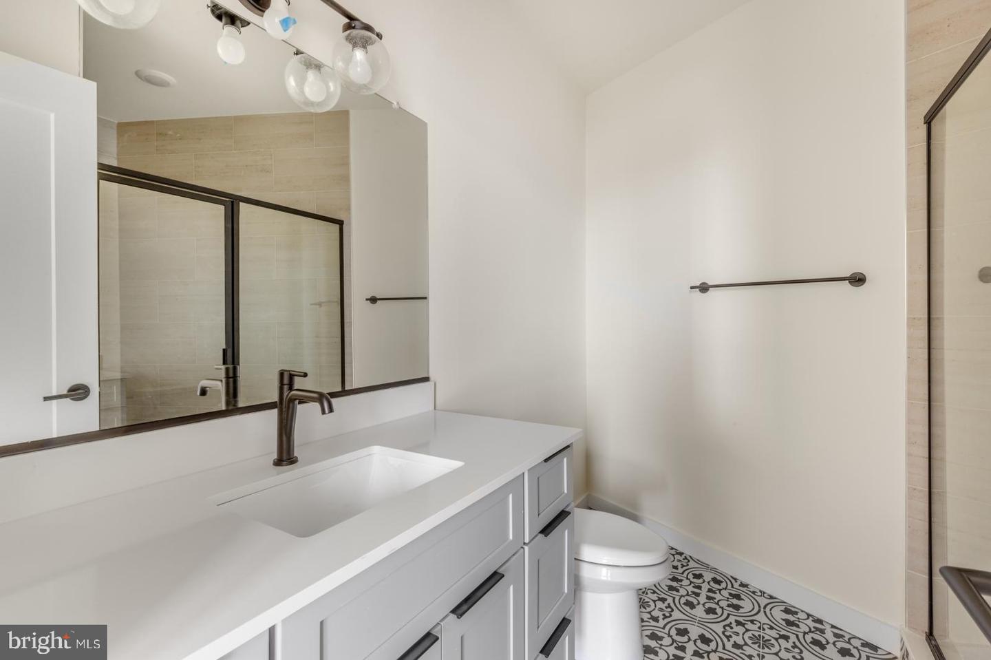 2401 Frankford Ave #4b Property Photo 18