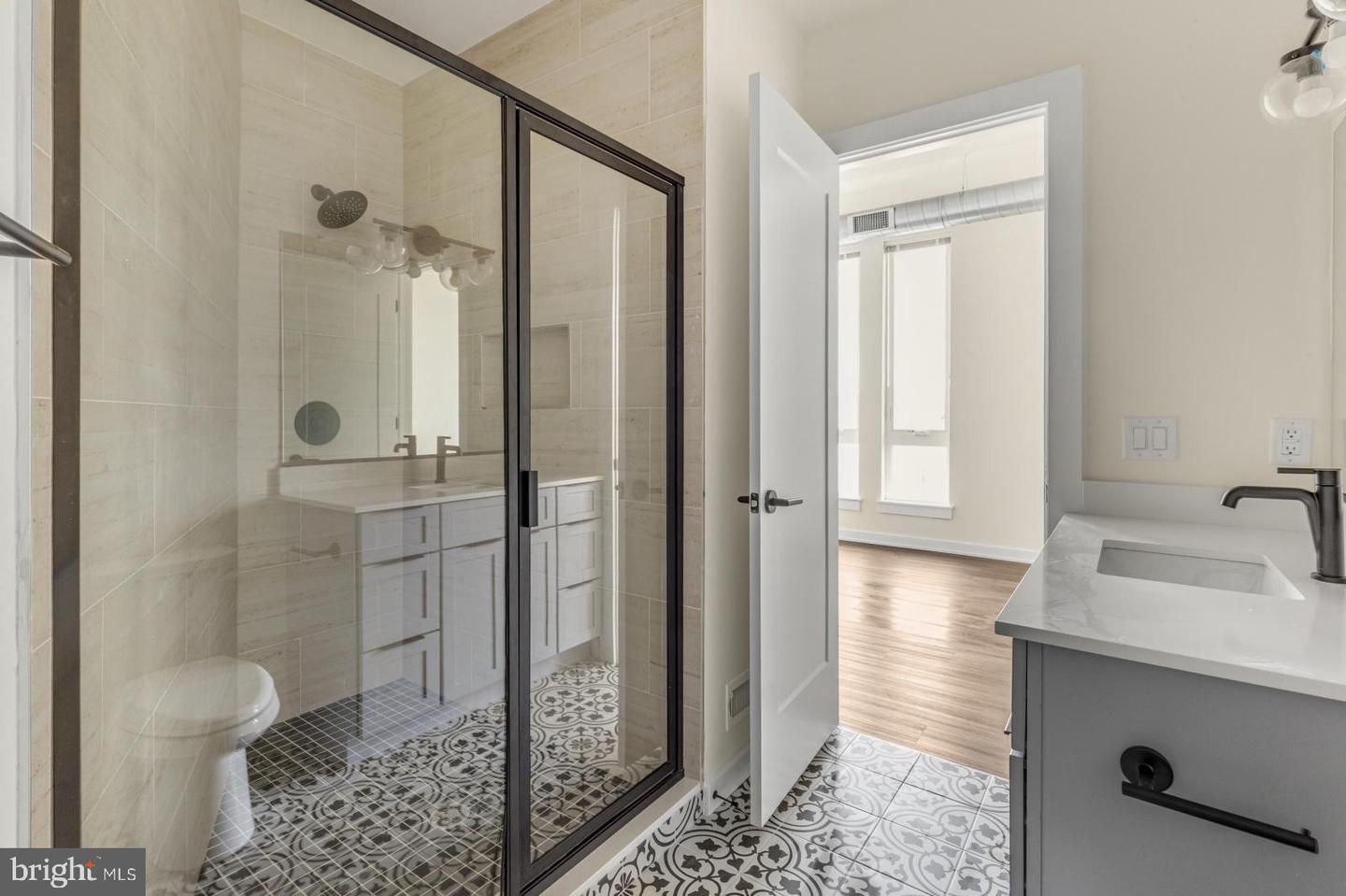 2401 Frankford Ave #4b Property Photo 19