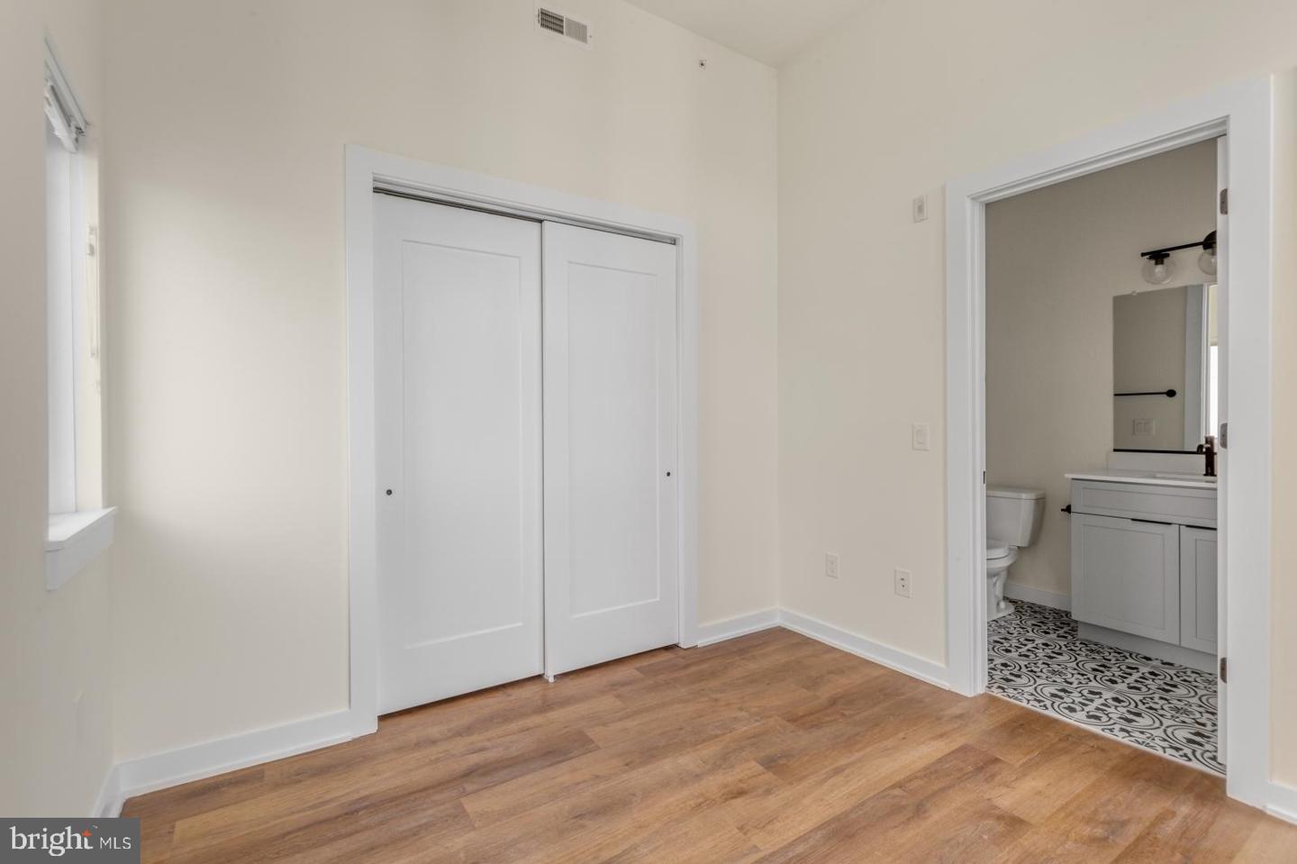 2401 Frankford Ave #4b Property Photo 21