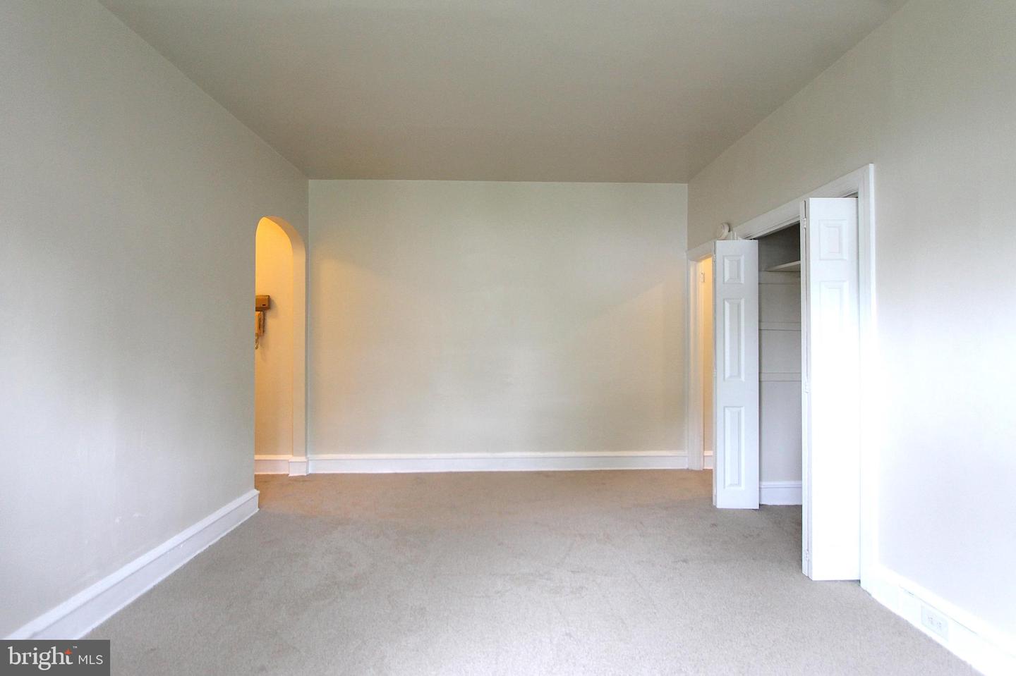 13-15 E Upsal St #b5 Property Photo 3