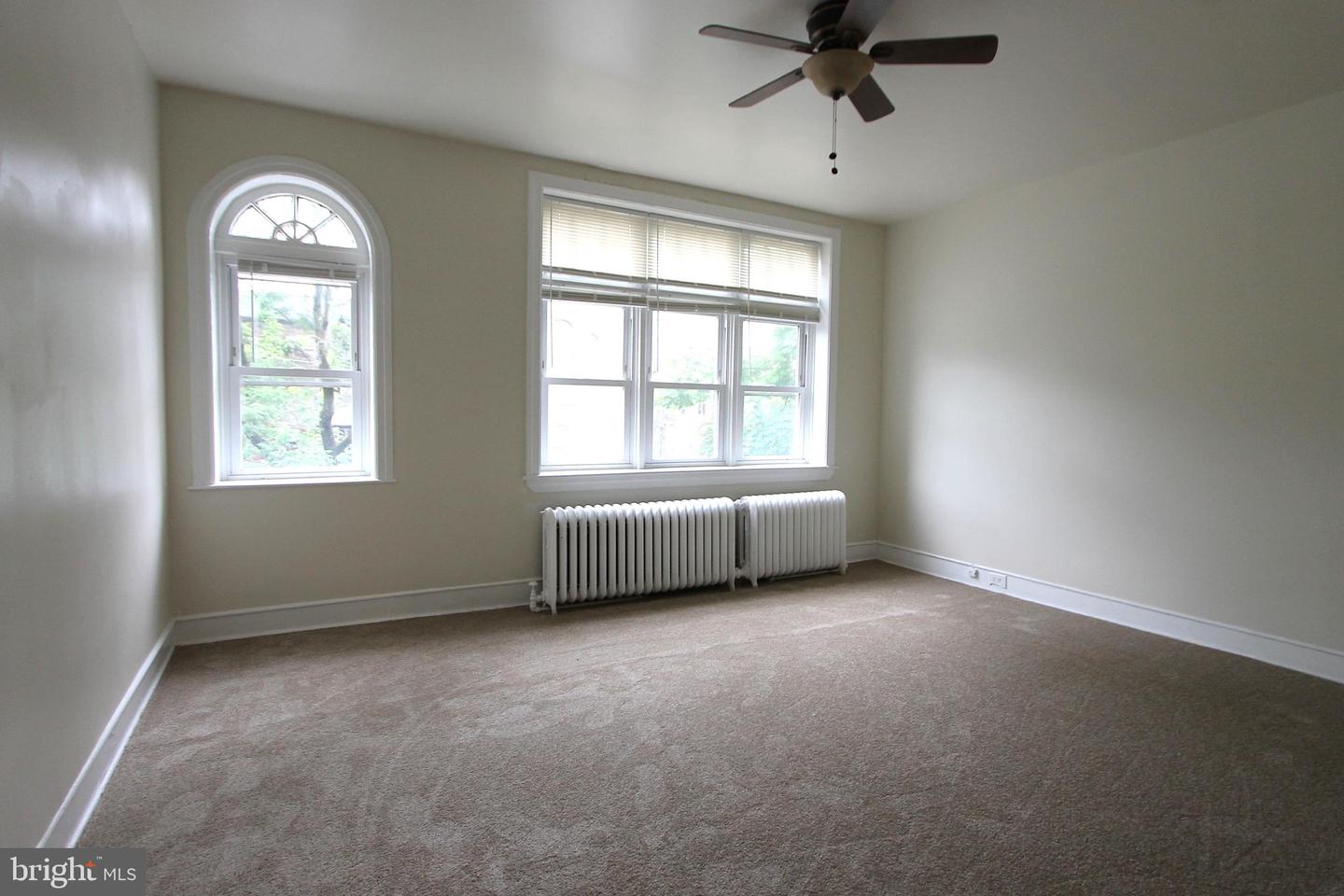13-15 E Upsal St #b5 Property Photo 13