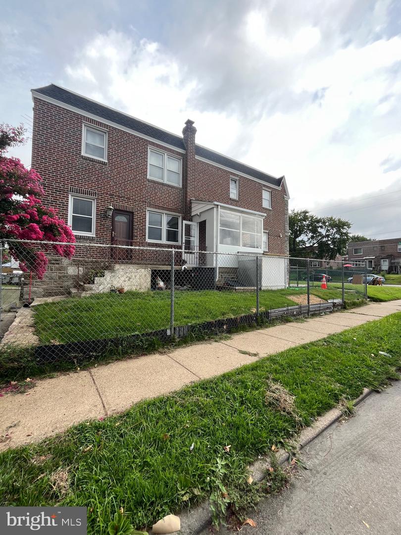 850 Longshore Ave Property Photo 23