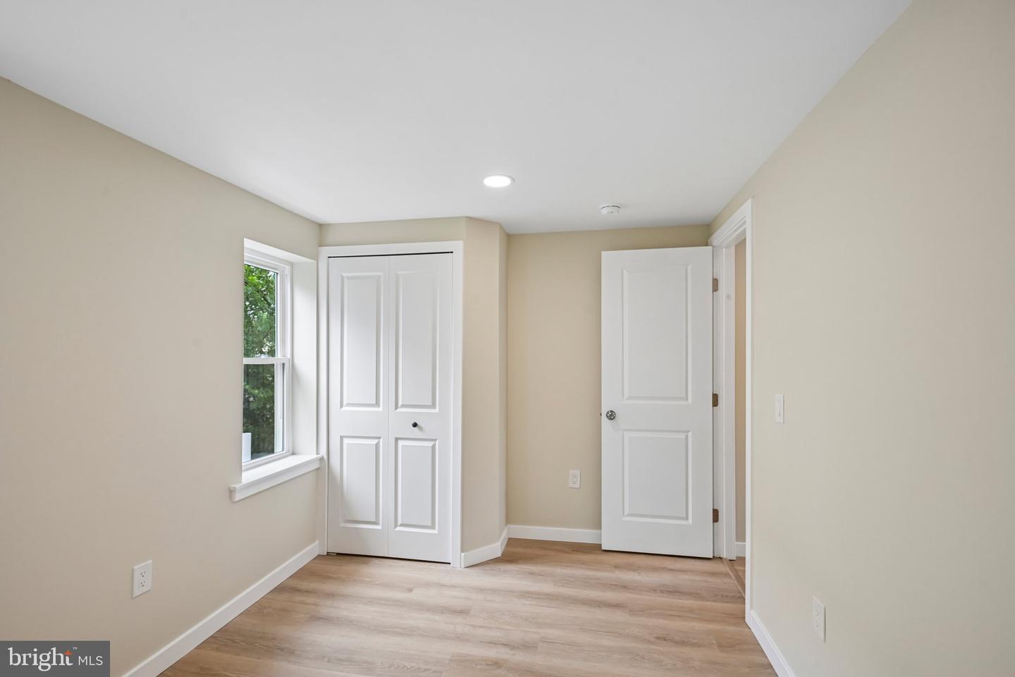848 N Uber St Property Photo 17