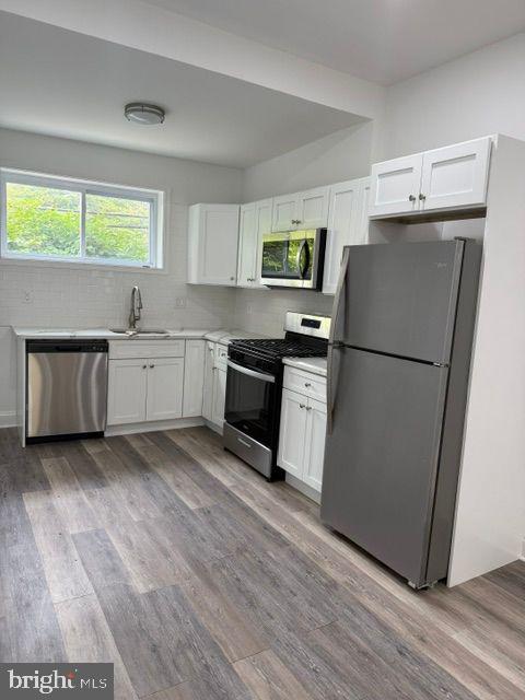 2322 N Lambert St Property Photo 8