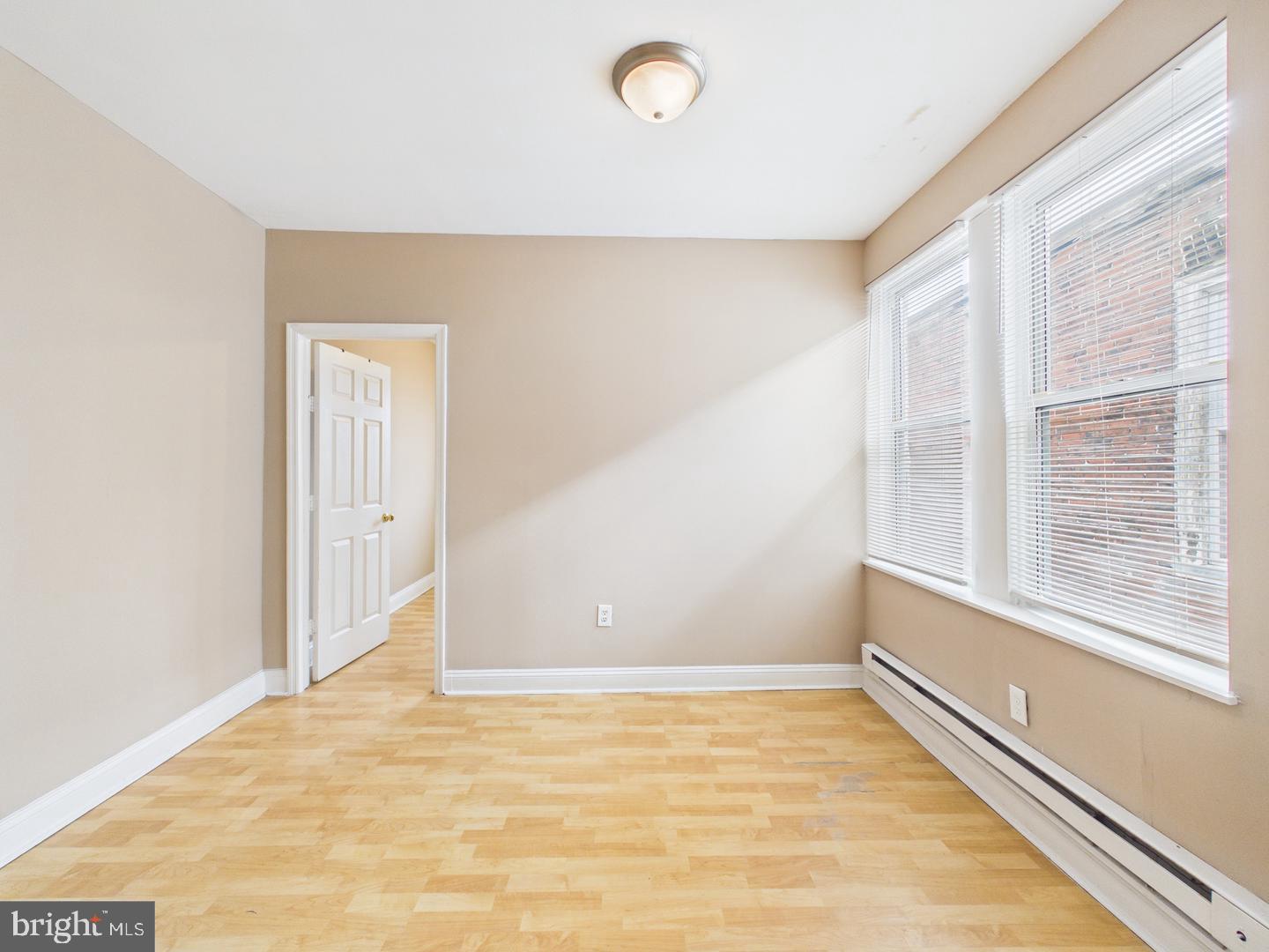 207 S 60th St Property Photo 5