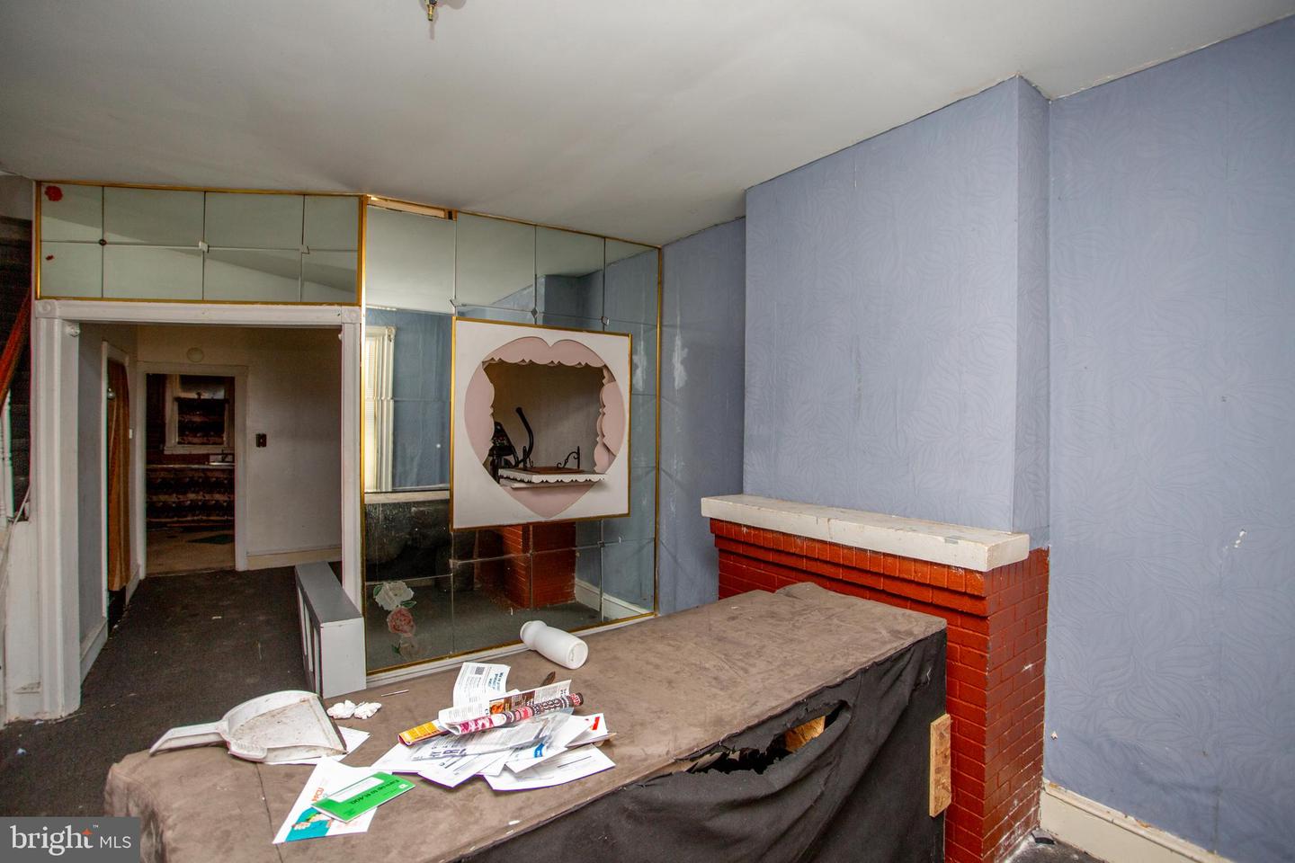 814 E Woodlawn St Property Photo 15