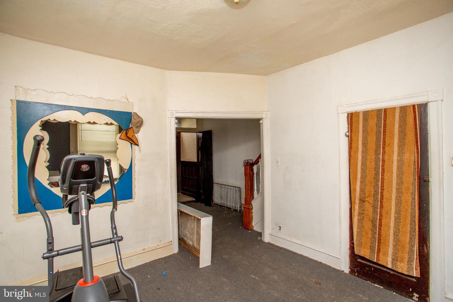 814 E Woodlawn St Property Photo 20