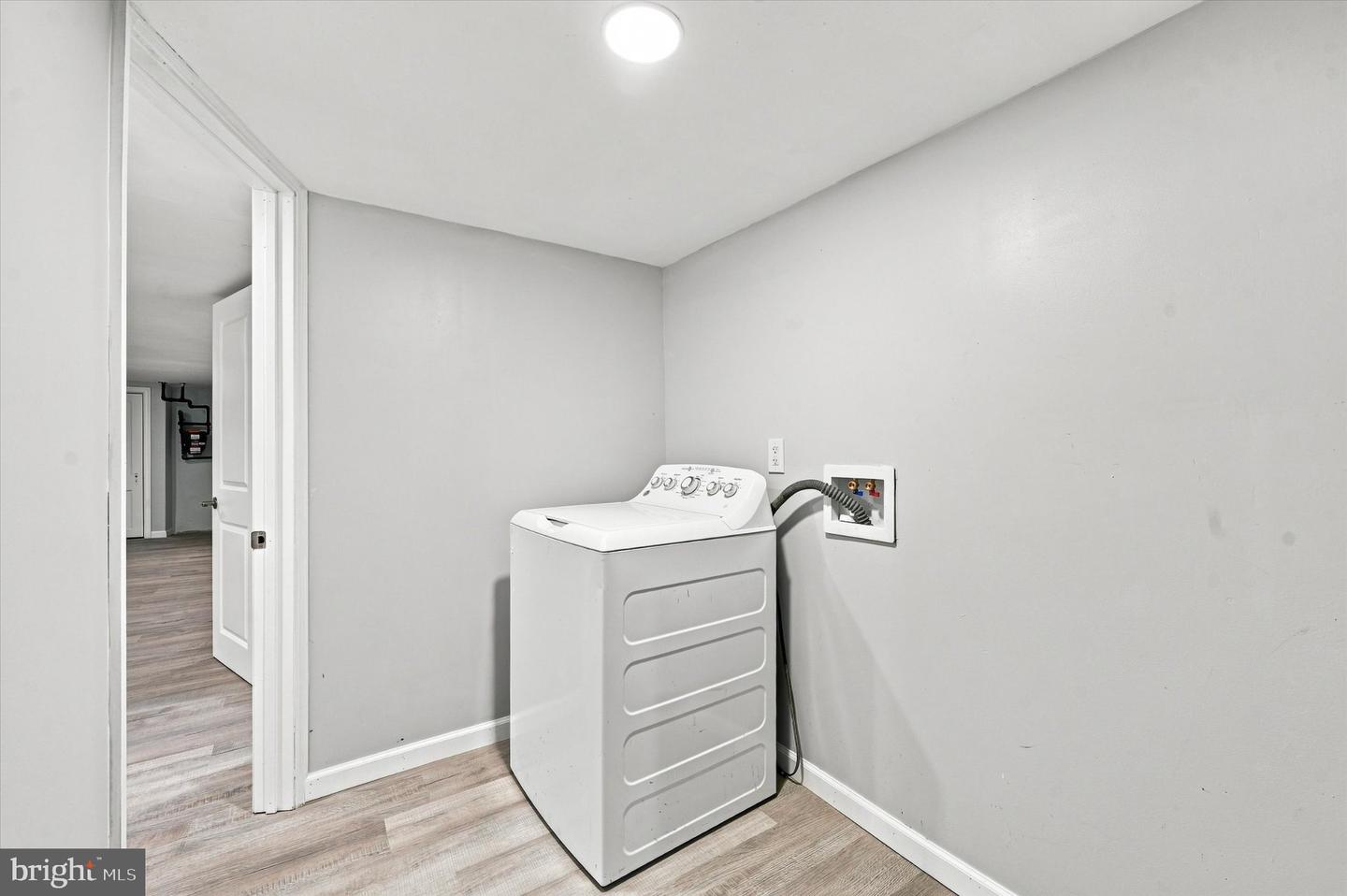 5726 W Jefferson St Property Photo 31