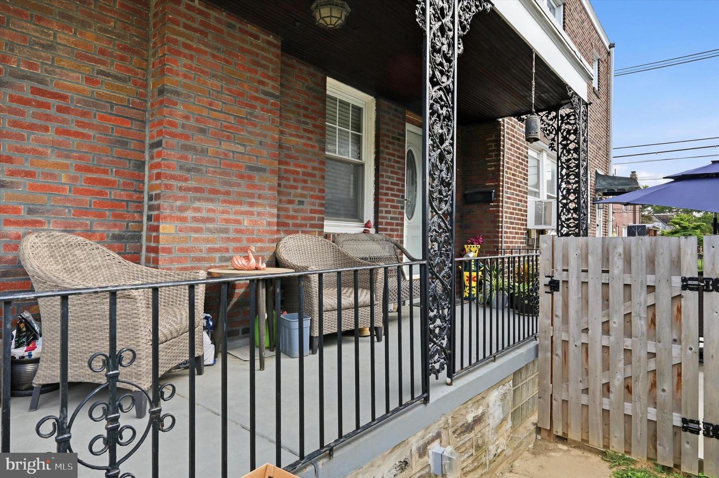 828 Knorr St Property Photo 6
