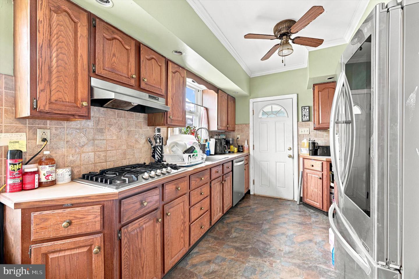 828 Knorr St Property Photo 11