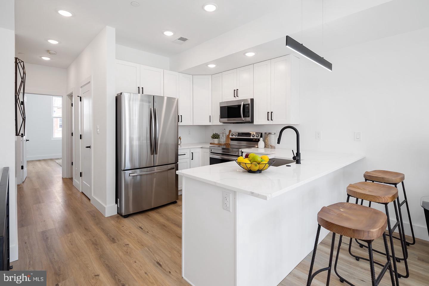 3108 CLIFFORD ST #A Property Photo 1