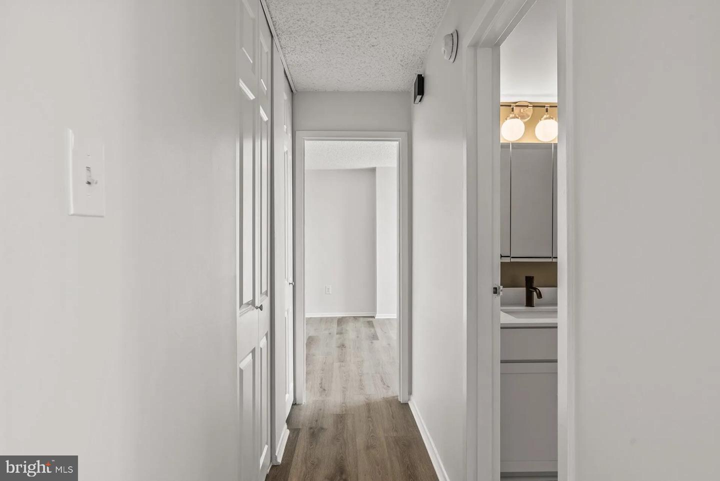 1500 Locust St #2011 Property Photo 18