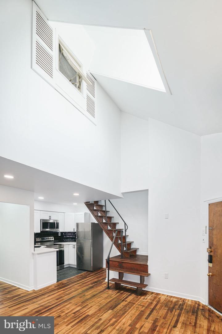 1024 Pine St Property Photo 15