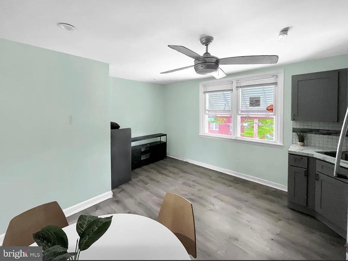 1161 Overington St Property Photo 19