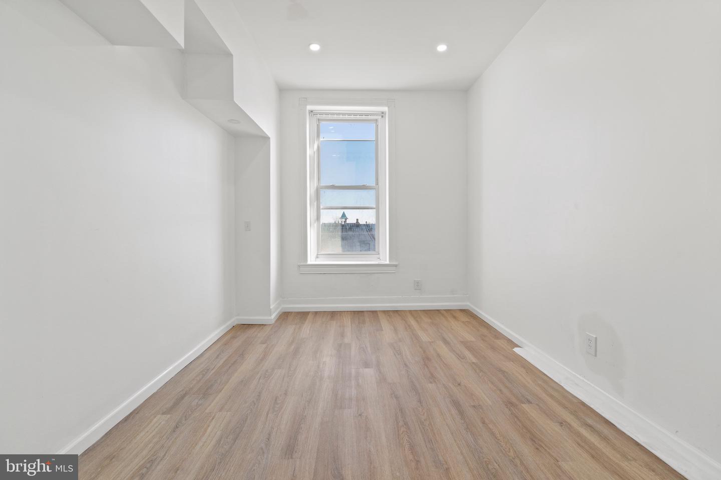 1602 S Broad St #3 Property Photo 10