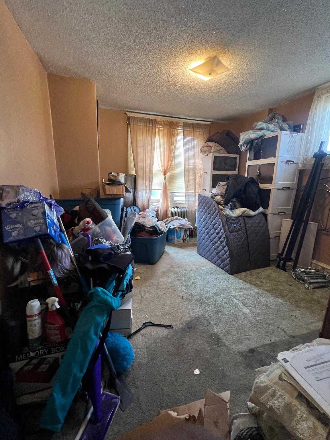 561 W Abbottsford Ave Property Photo 8