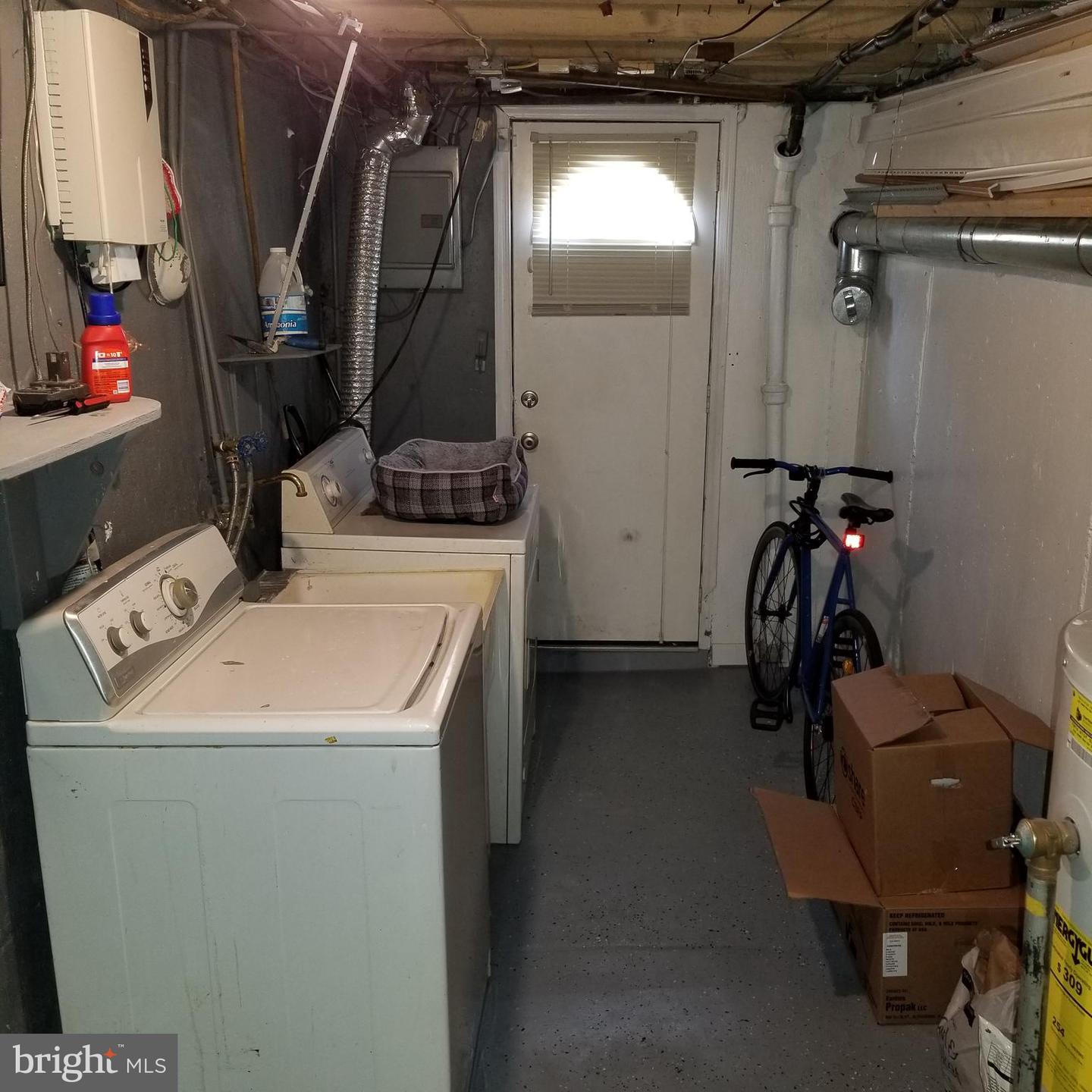 4726 Meridian St Property Photo 10