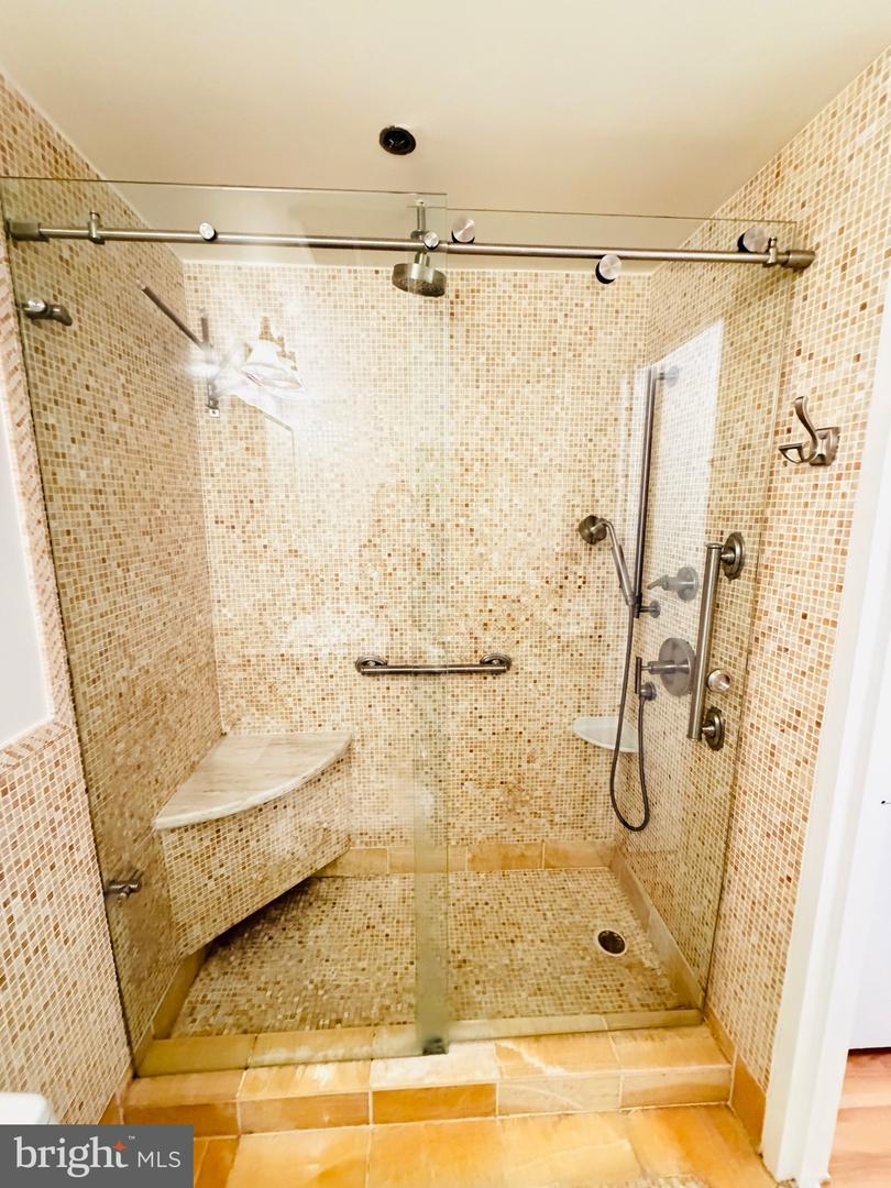 234-38 N 3rd St #203 Property Photo 29