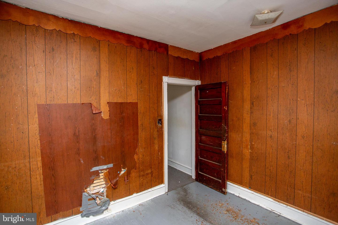 814 E Woodlawn St Property Photo 53