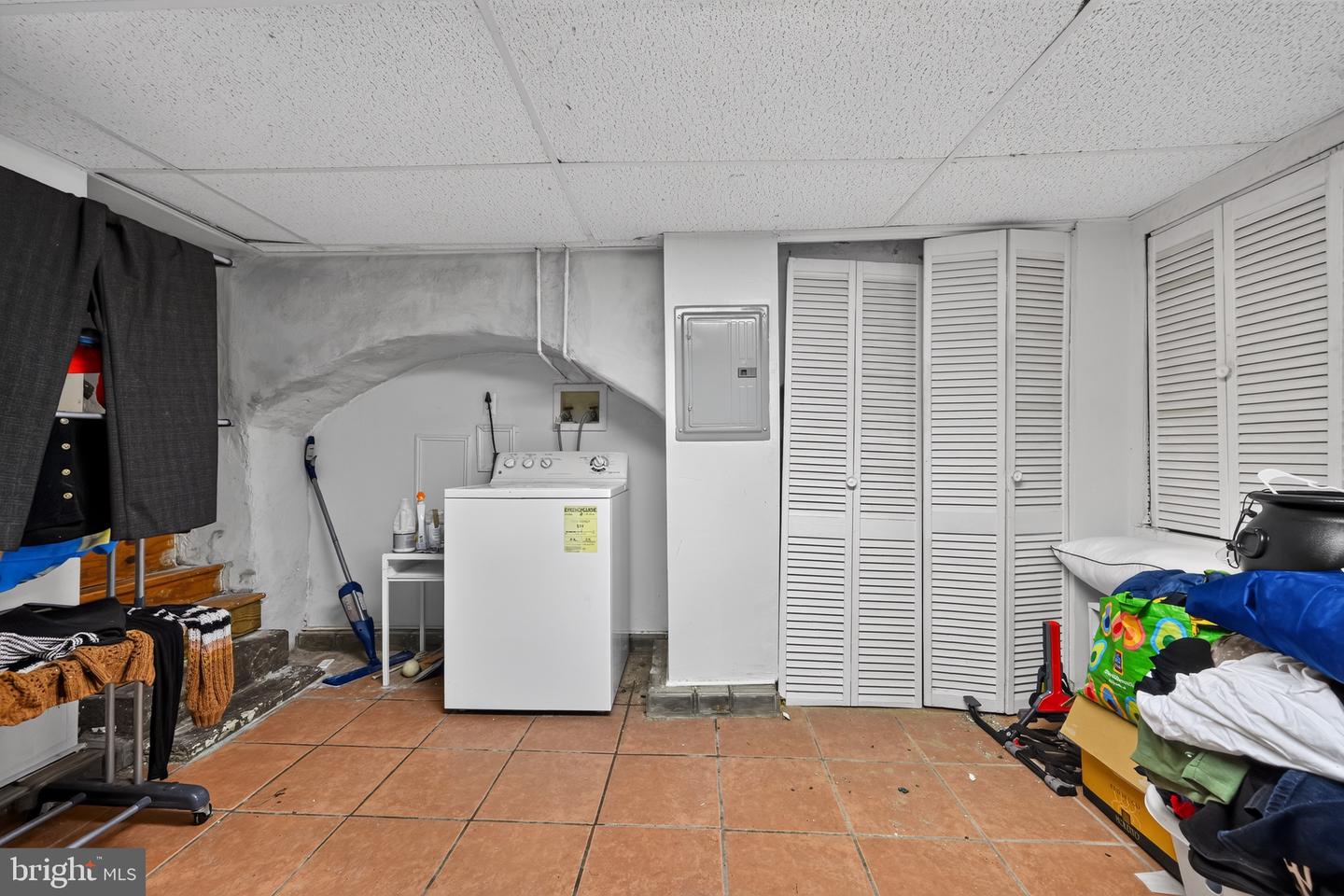 433 Poplar St Property Photo 18