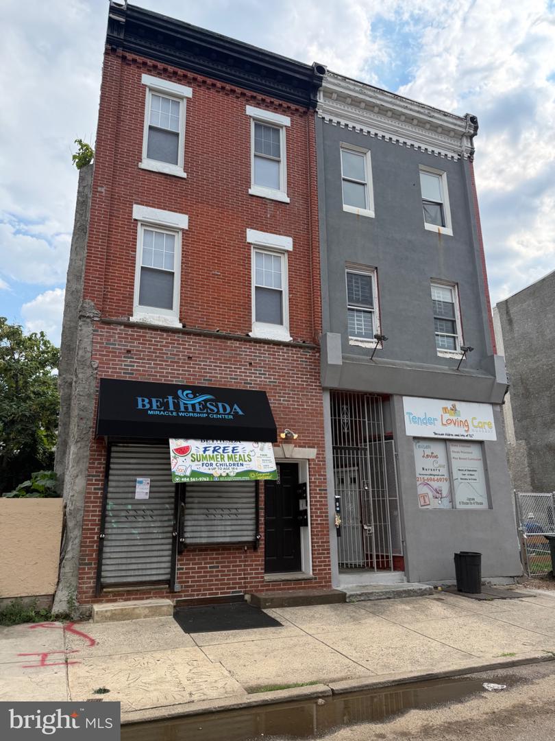 1622 W Susquehanna Ave Property Photo 2