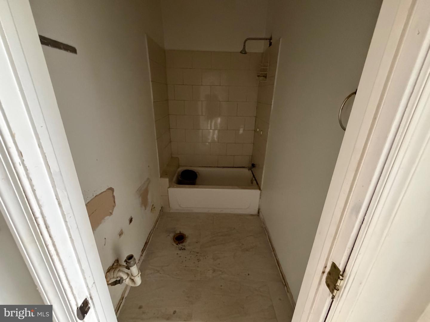 1622 W Susquehanna Ave Property Photo 16