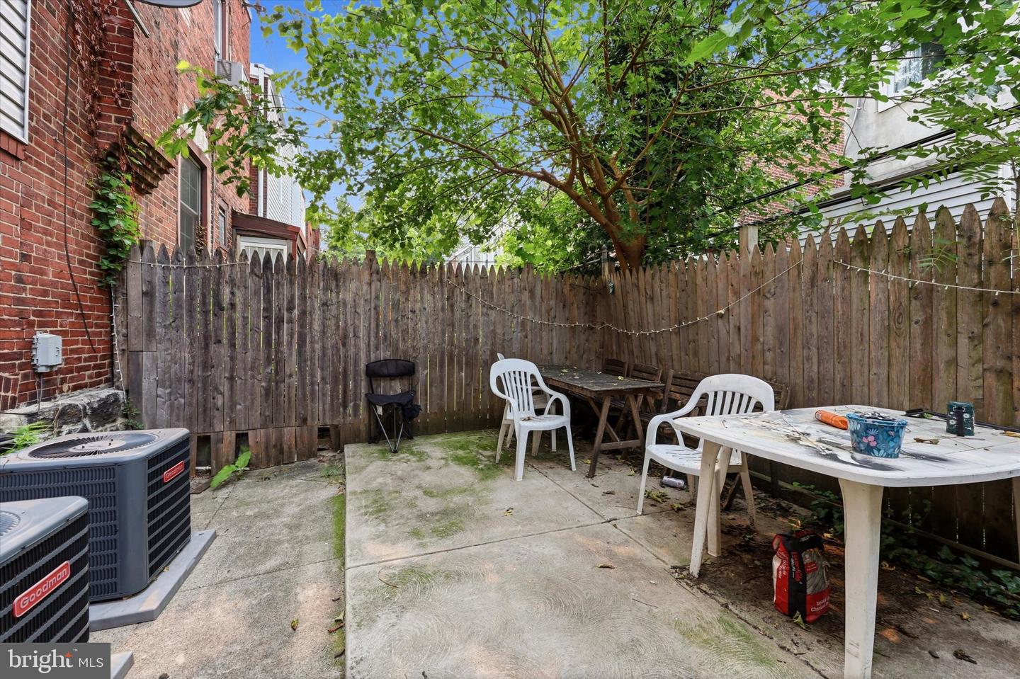 5310 Spruce St Property Photo 6