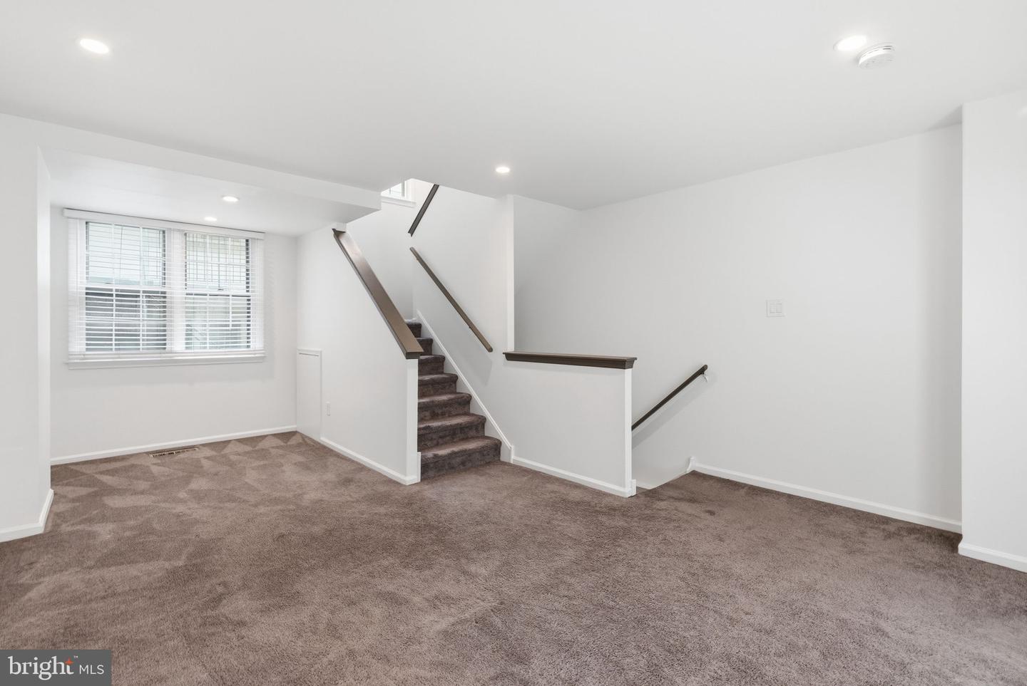 2308 Naudain St #b Property Photo 10