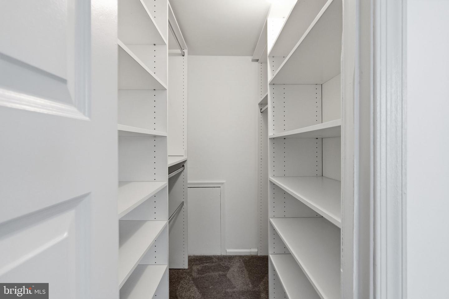 2308 Naudain St #b Property Photo 15
