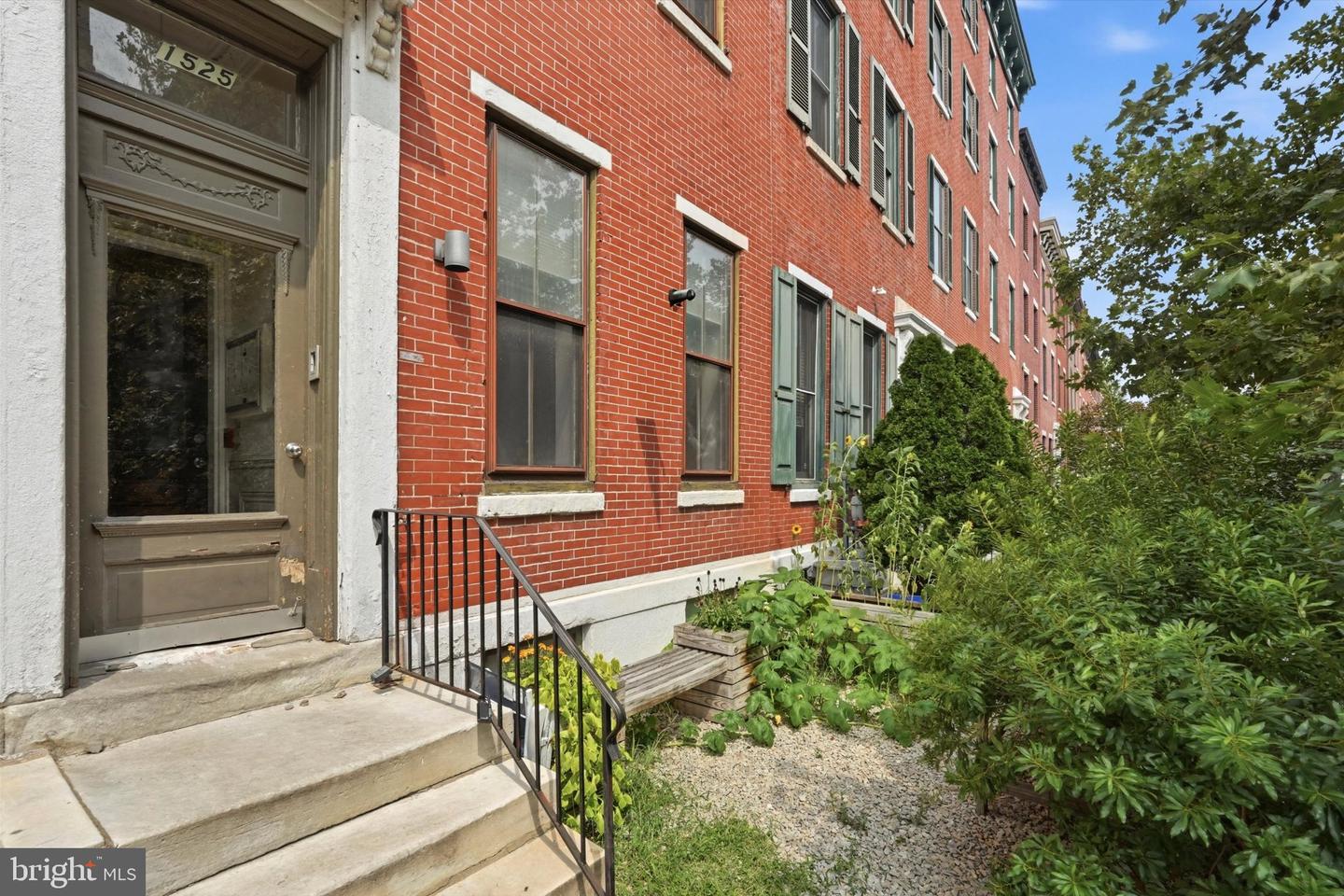 1525 Green St #unit 2f Property Photo 4