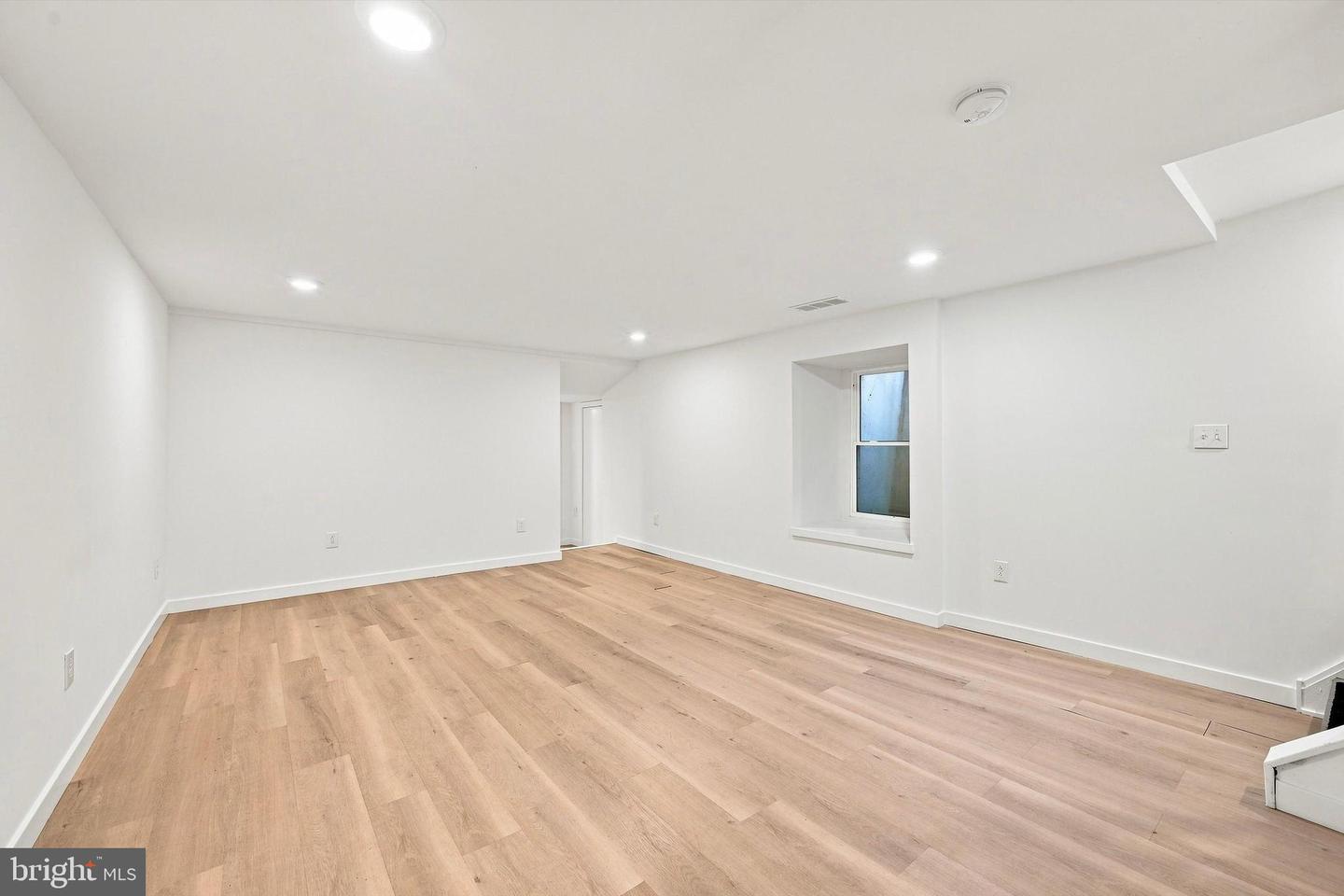 400 N Front St #unit E Property Photo 5